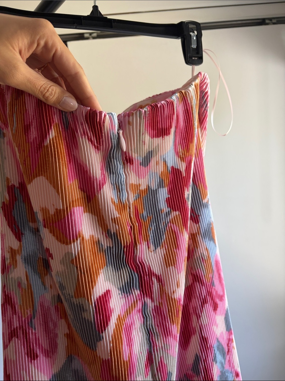 NWT Sz M A&F Pink Multi-Print Pleated Strapless Midi Dress - Picture 5 of 9